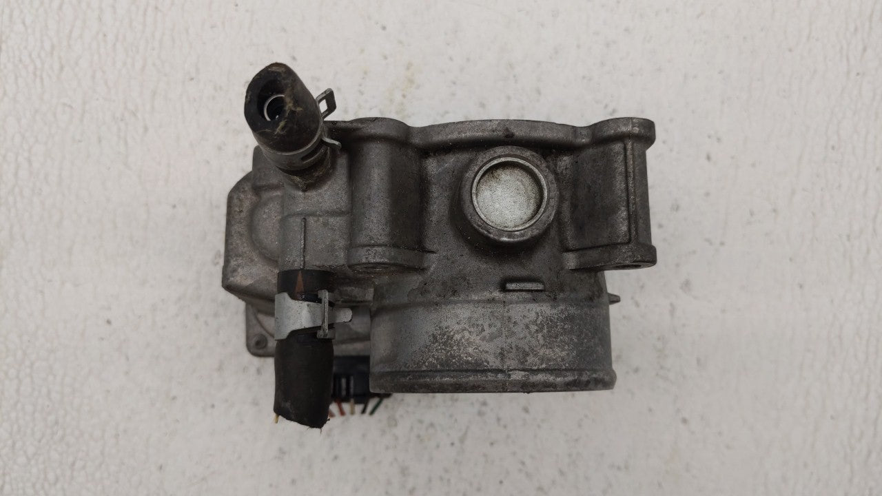 2013-2019 Nissan Sentra Throttle Body P/N:3RA60-01 C 3RA60-01 E, 3RA60-01 D Fits Fits 2013 2014 2015 2016 2017 2018 2019 OEM