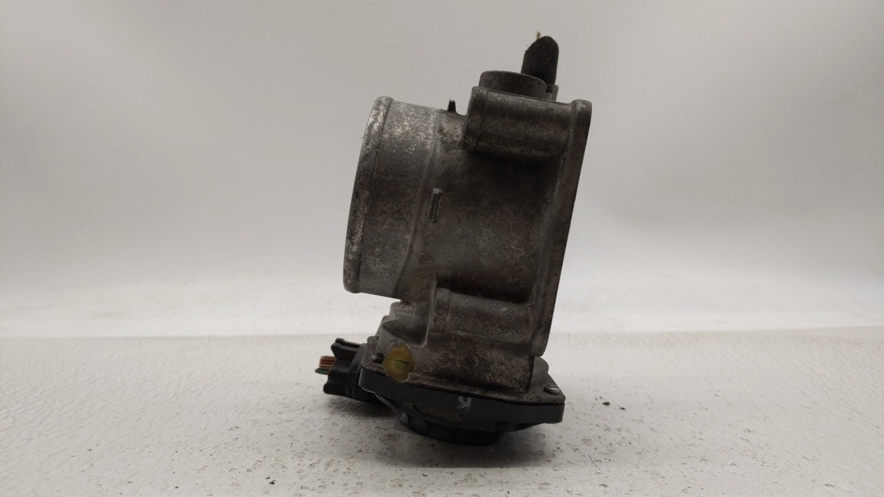 2013-2019 Nissan Sentra Throttle Body P/N:3RA60-01 C 3RA60-01 E, 3RA60-01 D Fits Fits 2013 2014 2015 2016 2017 2018 2019 OEM
