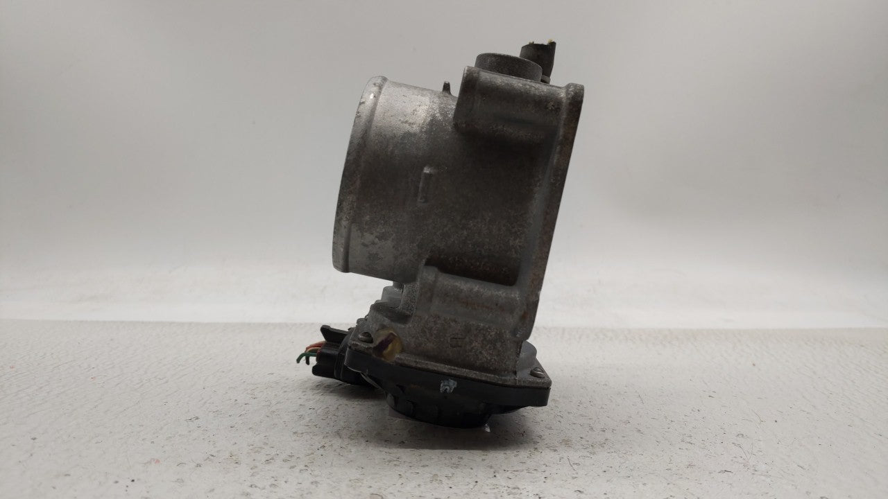 2013-2019 Nissan Sentra Throttle Body P/N:3RA60-01 C 3RA60-01 E, 3RA60-01 D Fits Fits 2013 2014 2015 2016 2017 2018 2019 OEM