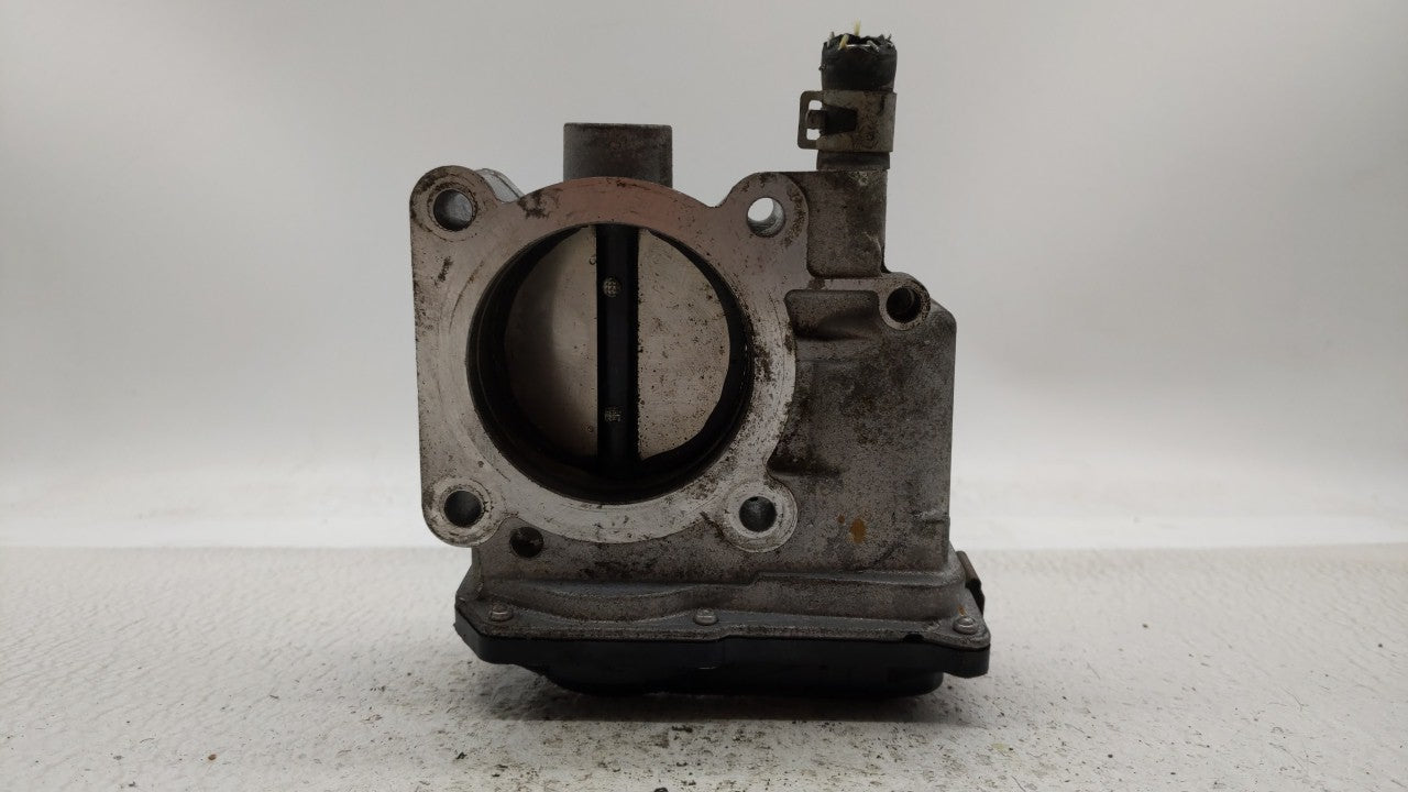 2013-2019 Nissan Sentra Throttle Body P/N:3RA60-01 C 3RA60-01 E, 3RA60-01 D Fits Fits 2013 2014 2015 2016 2017 2018 2019 OEM