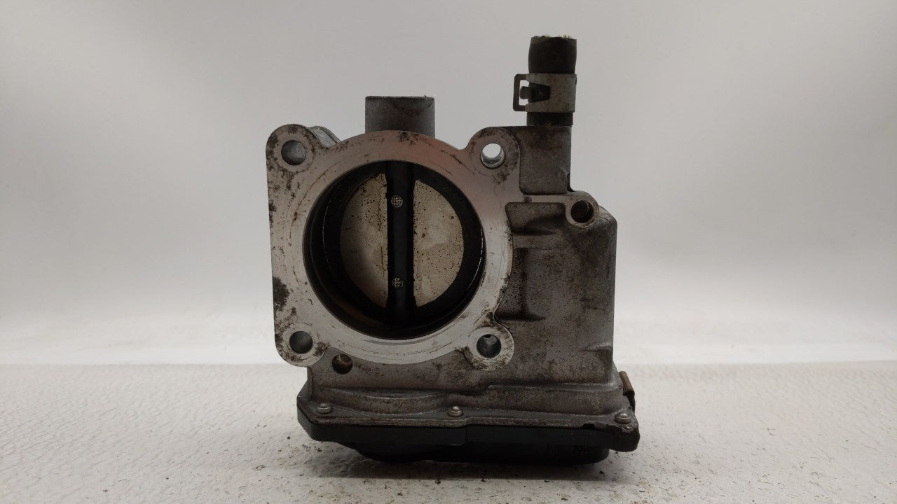 2013-2019 Nissan Sentra Throttle Body P/N:3RA60-01 C 3RA60-01 E, 3RA60-01 D Fits Fits 2013 2014 2015 2016 2017 2018 2019 OEM