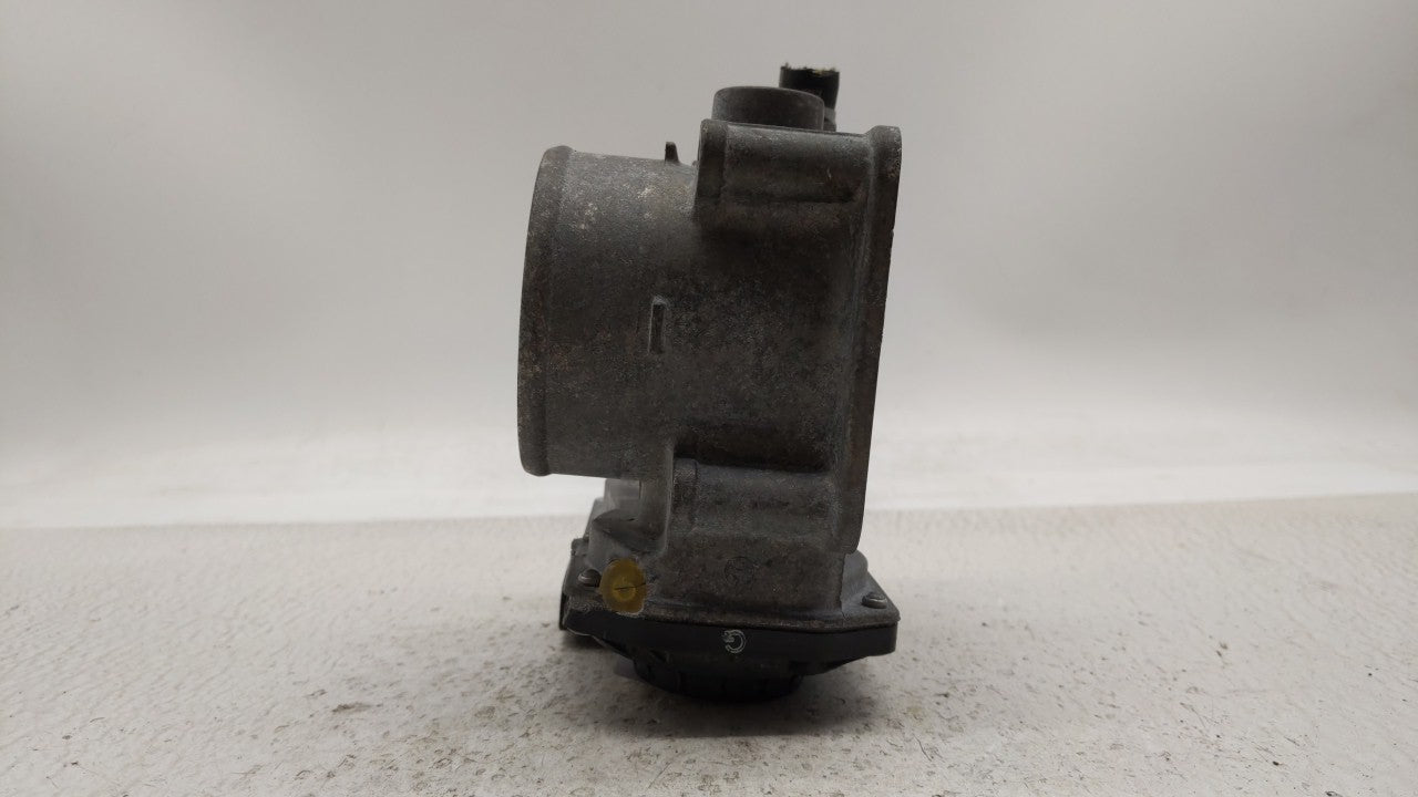 2013-2019 Nissan Sentra Throttle Body P/N:3RA60-01 C 3RA60-01 E, 3RA60-01 D Fits Fits 2013 2014 2015 2016 2017 2018 2019 OEM