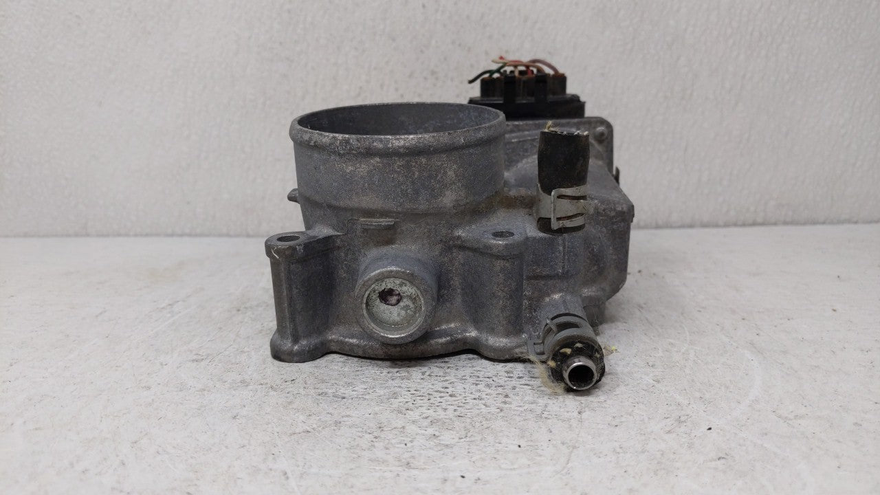 2013-2019 Nissan Sentra Throttle Body P/N:3RA60-01 C 3RA60-01 E, 3RA60-01 D Fits Fits 2013 2014 2015 2016 2017 2018 2019 OEM