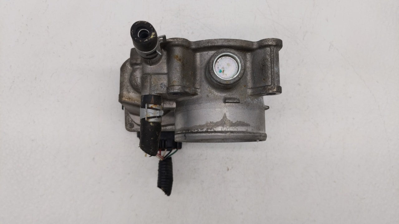 2013-2019 Nissan Sentra Throttle Body P/N:3RA60-01 C 3RA60-01 E, 3RA60-01 D Fits Fits 2013 2014 2015 2016 2017 2018 2019 OEM