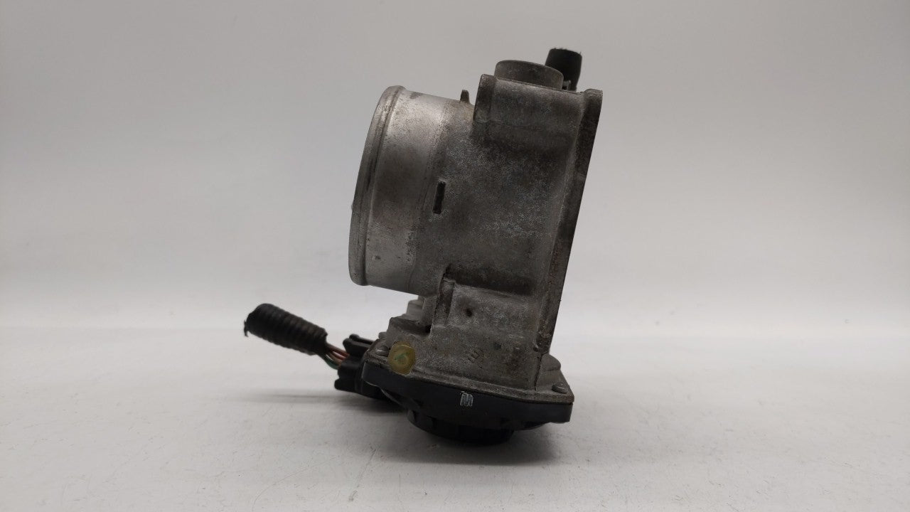 2013-2019 Nissan Sentra Throttle Body P/N:3RA60-01 C 3RA60-01 E, 3RA60-01 D Fits Fits 2013 2014 2015 2016 2017 2018 2019 OEM