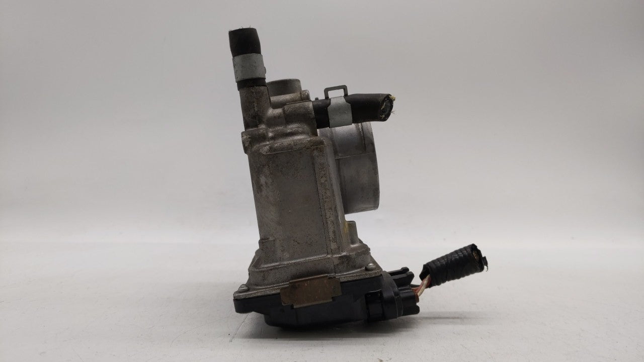 2013-2019 Nissan Sentra Throttle Body P/N:3RA60-01 C 3RA60-01 E, 3RA60-01 D Fits Fits 2013 2014 2015 2016 2017 2018 2019 OEM