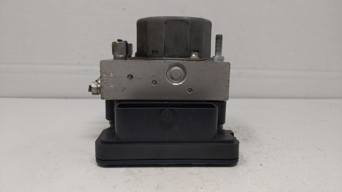2015 Nissan Sentra Anti-Lock Brake ABS Pump Module Actuator OEM P/N:47660 9AN2A 47660 9AN0A Fits OEM Used Auto Parts - Oemus