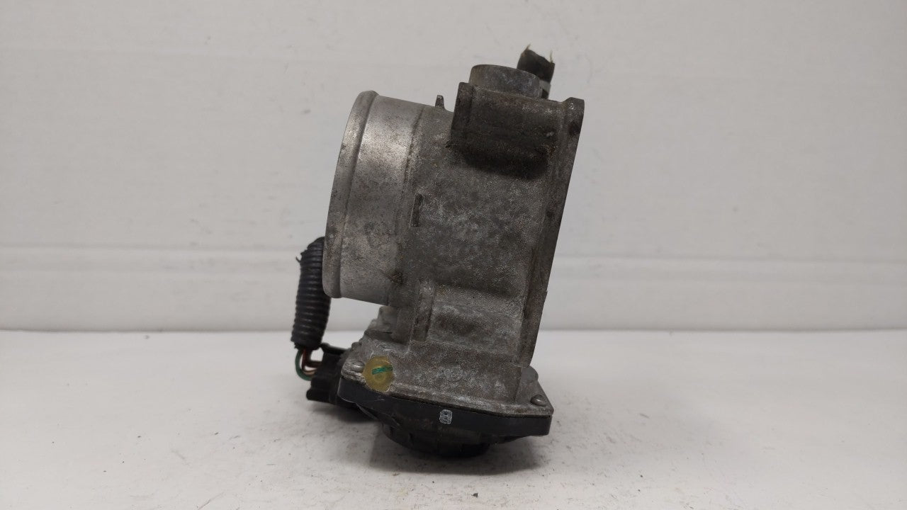 2013-2019 Nissan Sentra Throttle Body P/N:3RA60-01 C 3RA60-01 E, 3RA60-01 D Fits Fits 2013 2014 2015 2016 2017 2018 2019 OEM