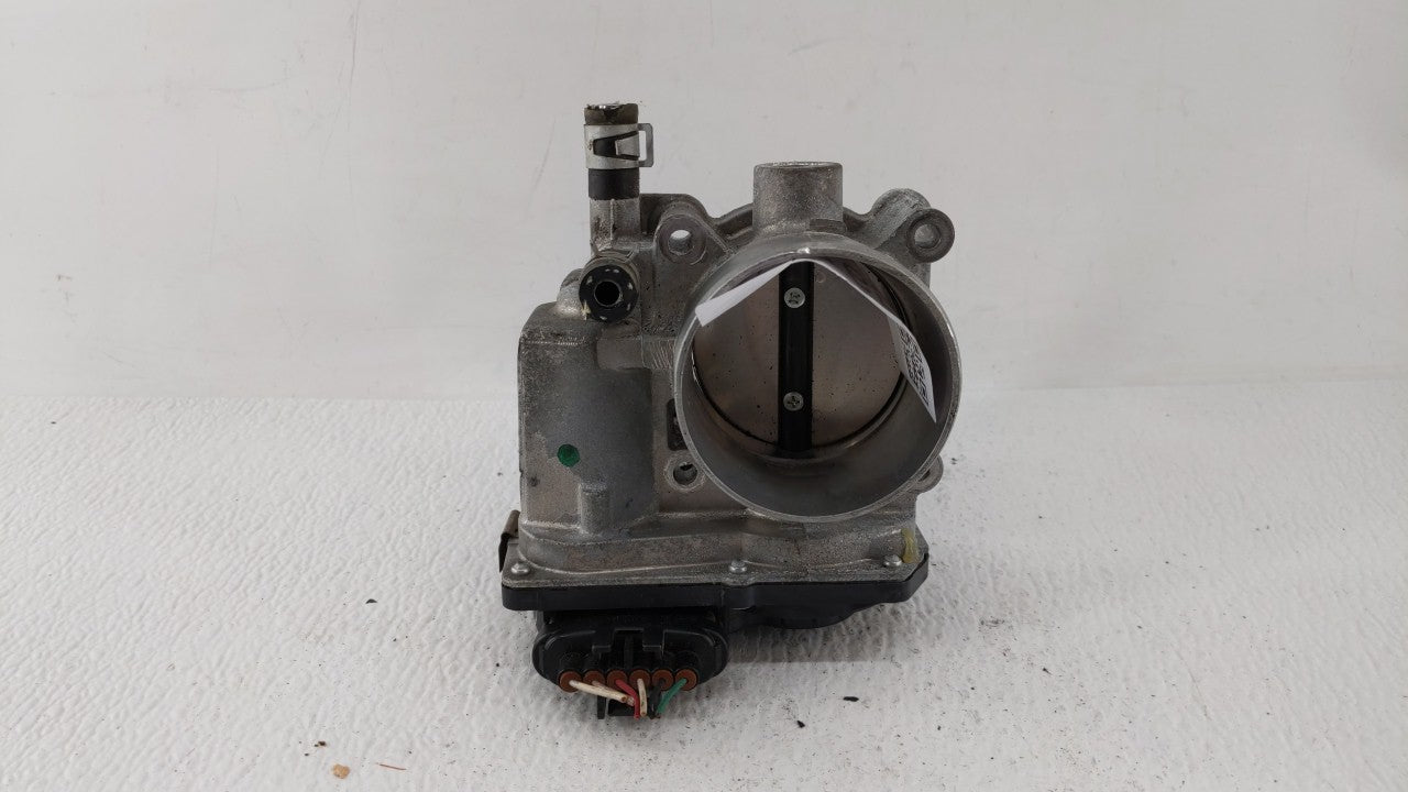 2013-2019 Nissan Sentra Throttle Body P/N:3RA60-01 C 3RA60-01 E, 3RA60-01 D Fits Fits 2013 2014 2015 2016 2017 2018 2019 OEM