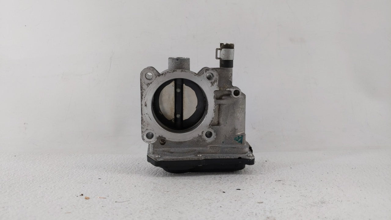 2013-2019 Nissan Sentra Throttle Body P/N:3RA60-01 C 3RA60-01 E, 3RA60-01 D Fits Fits 2013 2014 2015 2016 2017 2018 2019 OEM