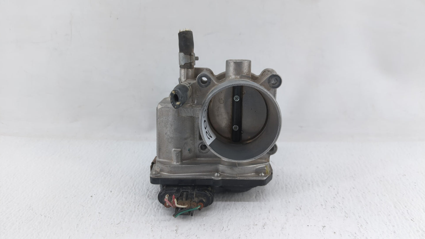 2013-2019 Nissan Sentra Throttle Body P/N:3RA60-01 C 3RA60-01 E, 3RA60-01 D Fits Fits 2013 2014 2015 2016 2017 2018 2019 OEM