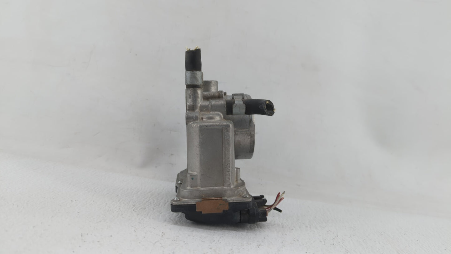 2013-2019 Nissan Sentra Throttle Body P/N:3RA60-01 C 3RA60-01 E, 3RA60-01 D Fits Fits 2013 2014 2015 2016 2017 2018 2019 OEM