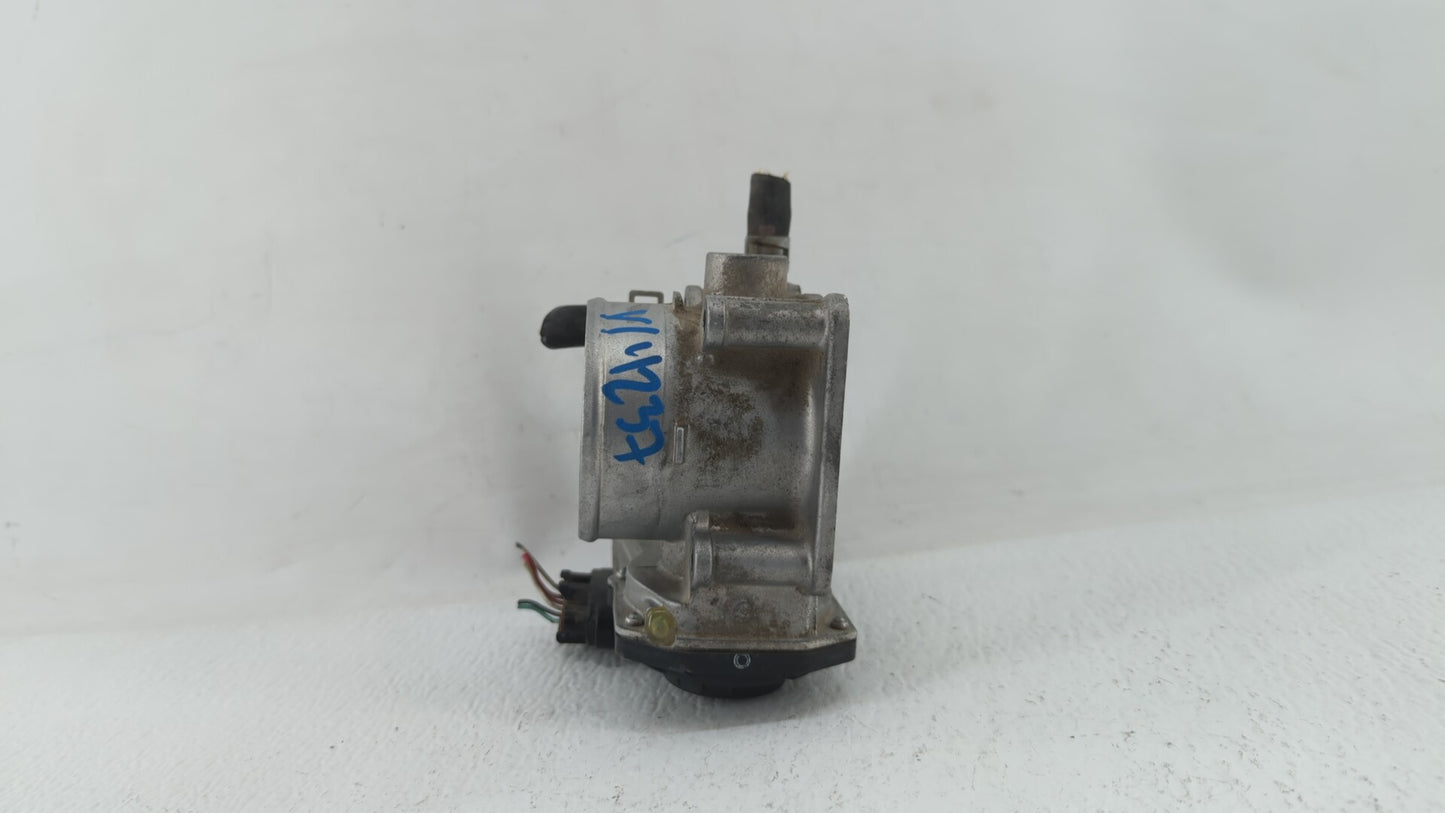 2013-2019 Nissan Sentra Throttle Body P/N:3RA60-01 C 3RA60-01 E, 3RA60-01 D Fits Fits 2013 2014 2015 2016 2017 2018 2019 OEM