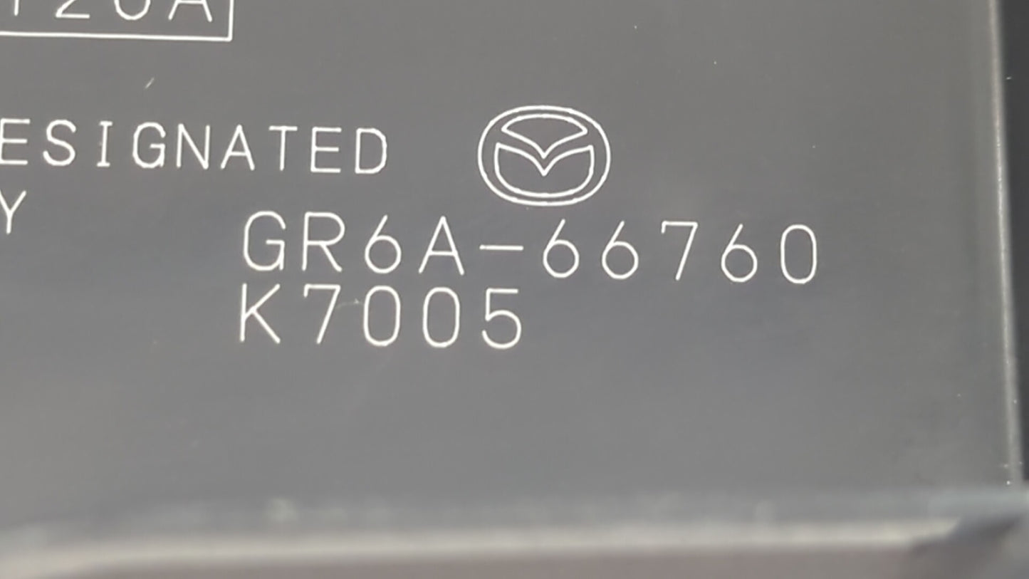 2013-2019 Nissan Sentra Fusebox Fuse Box Panel Relay Module P/N:284B7 3RA3E 284B7 3RA1A Fits OEM Used Auto Parts - Oemusedau