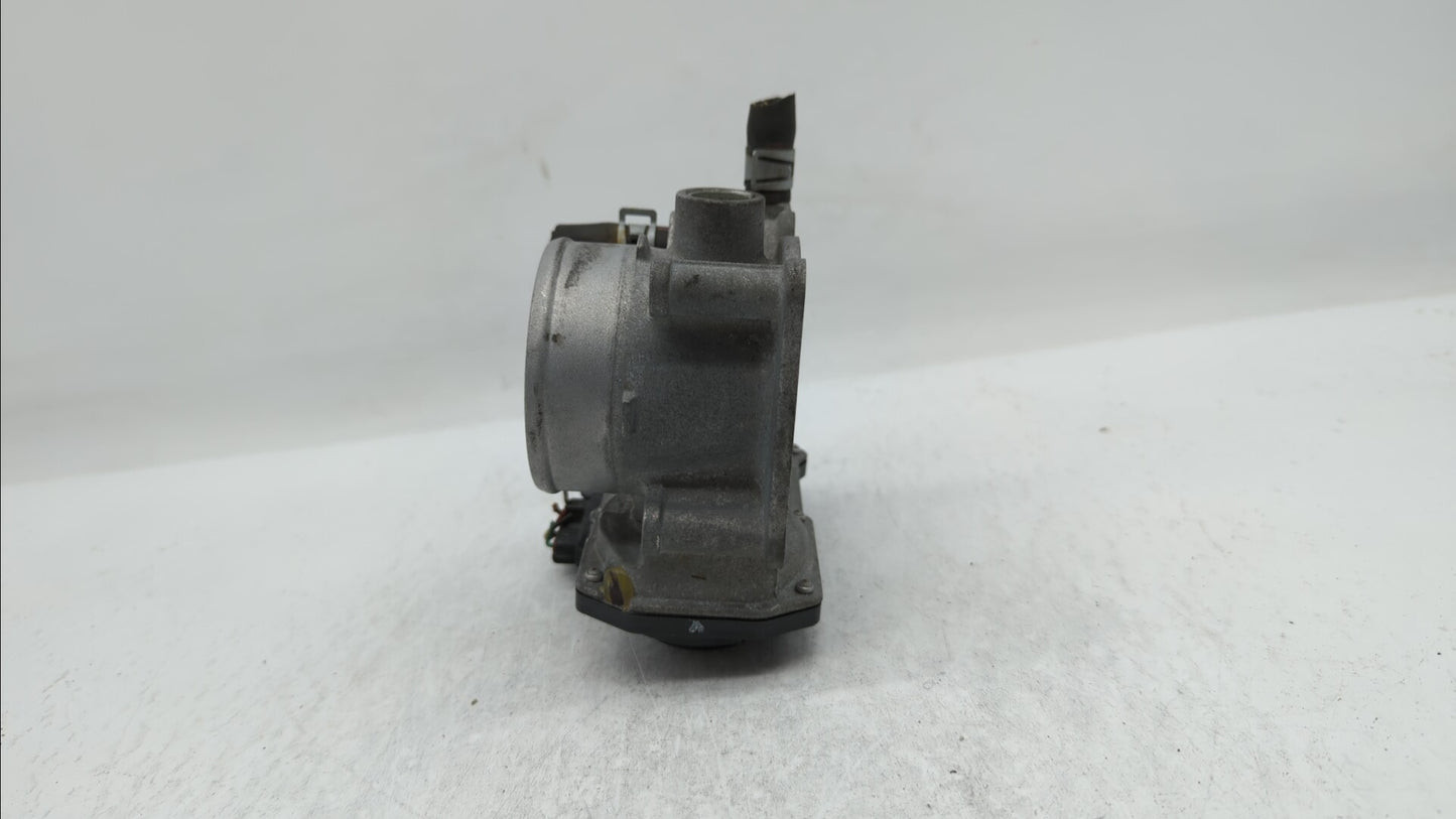 2013-2019 Nissan Sentra Throttle Body P/N:3RA60-01 C 3RA60-01 E, 3RA60-01 D Fits Fits 2013 2014 2015 2016 2017 2018 2019 OEM