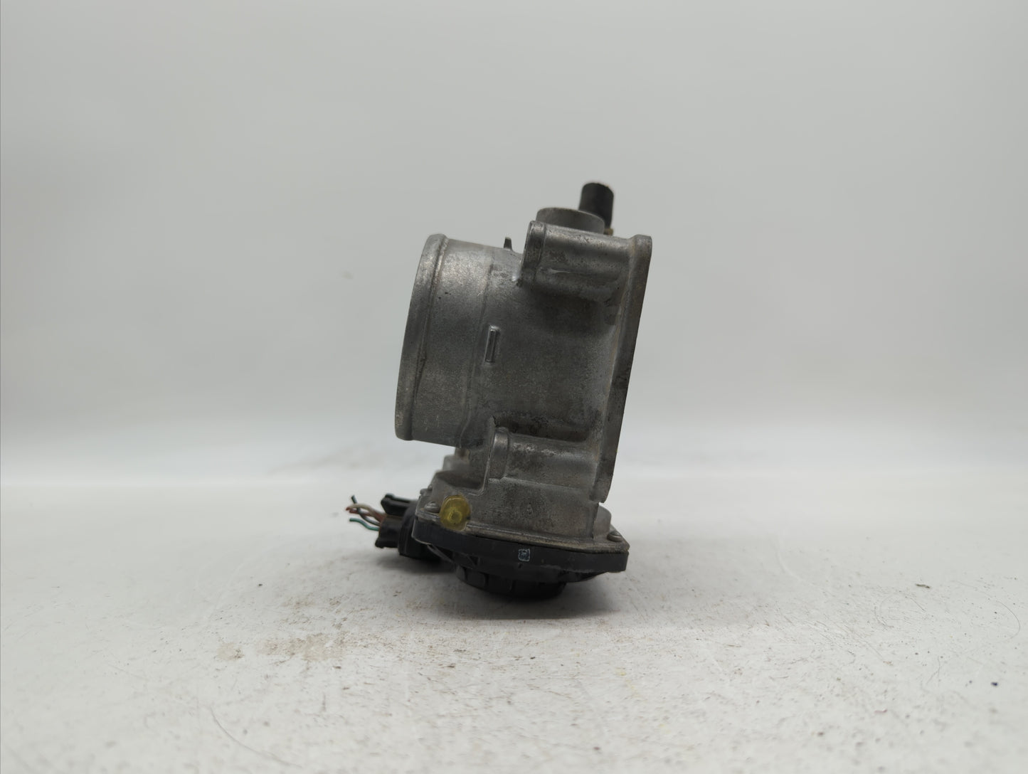 2013-2019 Nissan Sentra Throttle Body P/N:3RA60-01 C 3RA60-01 E, 3RA60-01 D Fits Fits 2013 2014 2015 2016 2017 2018 2019 OEM