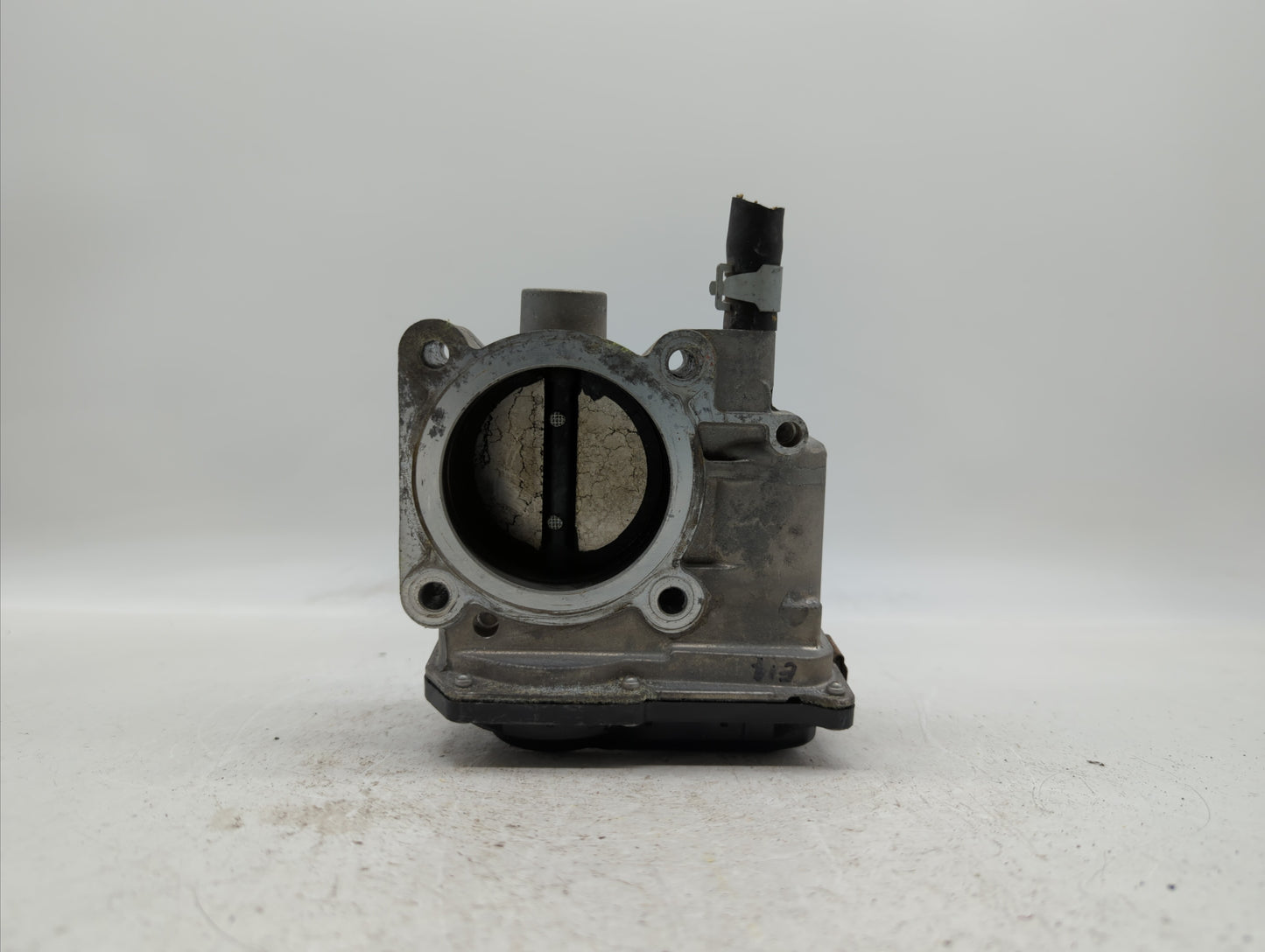 2013-2019 Nissan Sentra Throttle Body P/N:3RA60-01 C 3RA60-01 E, 3RA60-01 D Fits Fits 2013 2014 2015 2016 2017 2018 2019 OEM