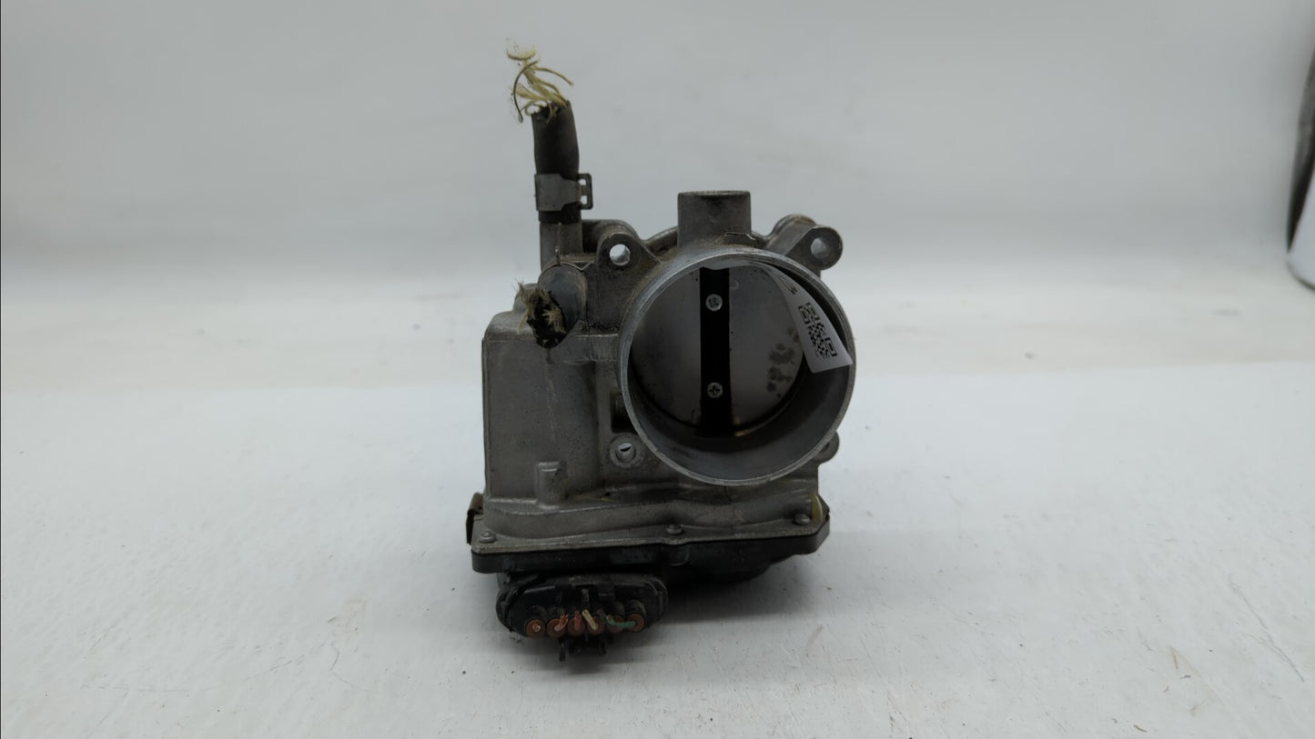 2013-2019 Nissan Sentra Throttle Body P/N:3RA60-01 C 3RA60-01 E, 3RA60-01 D Fits Fits 2013 2014 2015 2016 2017 2018 2019 OEM