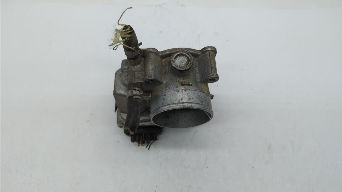 2013-2019 Nissan Sentra Throttle Body P/N:3RA60-01 C 3RA60-01 E, 3RA60-01 D Fits Fits 2013 2014 2015 2016 2017 2018 2019 OEM