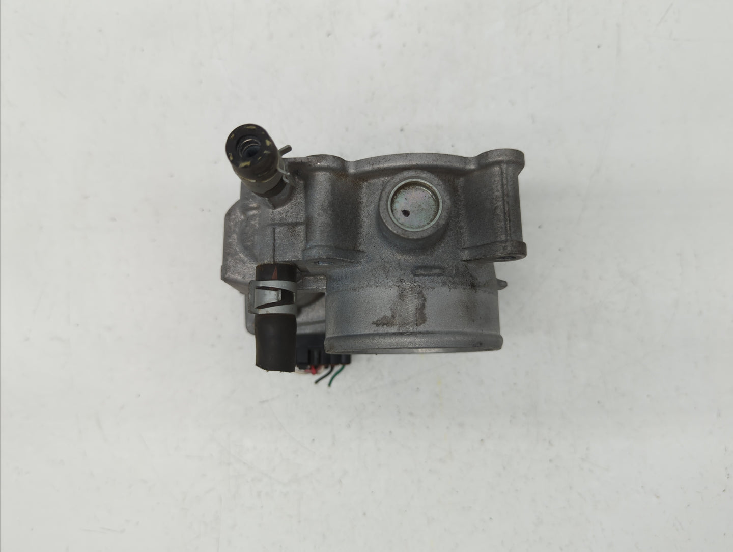 2013-2019 Nissan Sentra Throttle Body P/N:3RA60-01 C 3RA60-01 E, 3RA60-01 D Fits Fits 2013 2014 2015 2016 2017 2018 2019 OEM