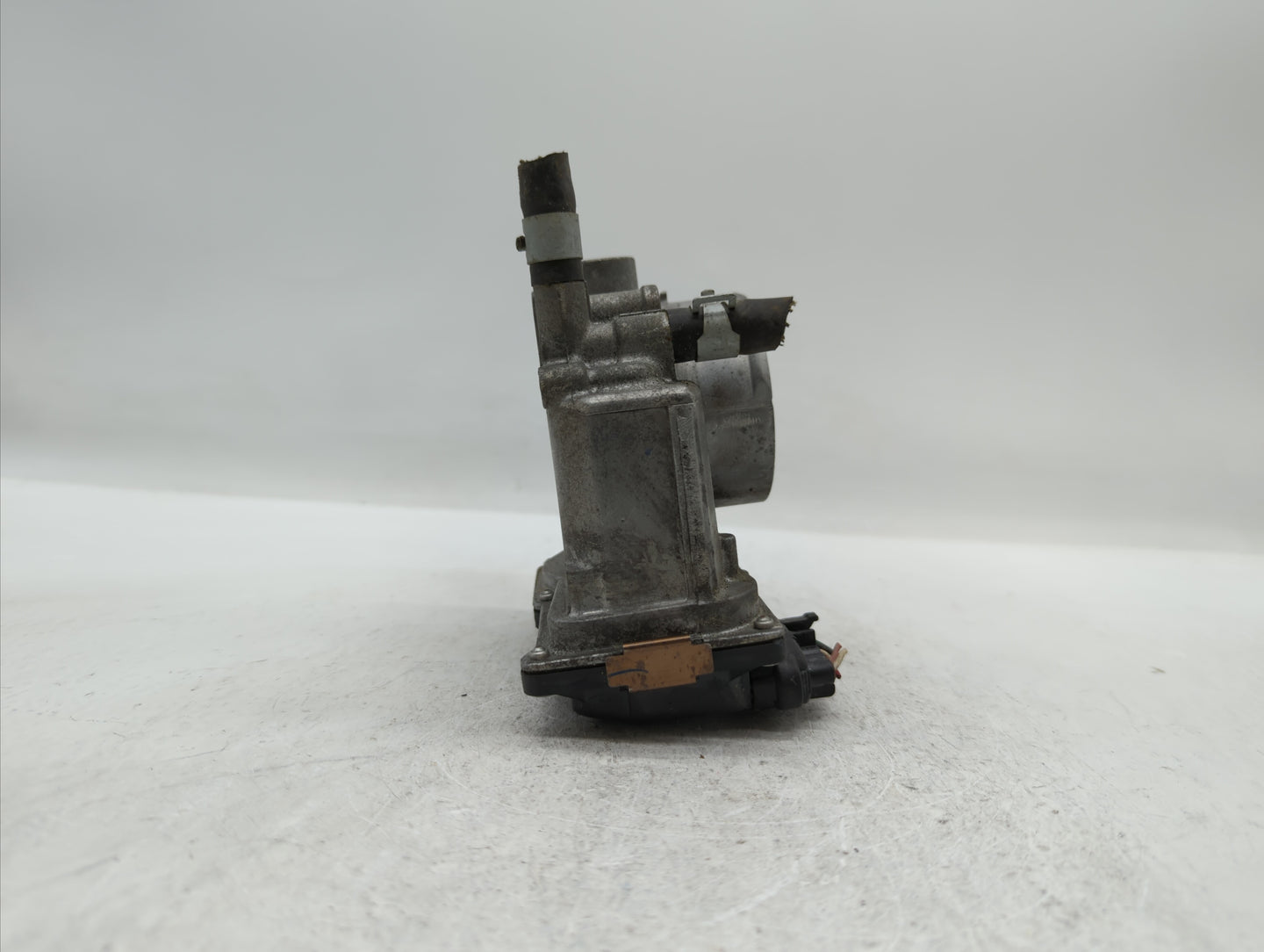 2013-2019 Nissan Sentra Throttle Body P/N:3RA60-01 C 3RA60-01 E, 3RA60-01 D Fits Fits 2013 2014 2015 2016 2017 2018 2019 OEM
