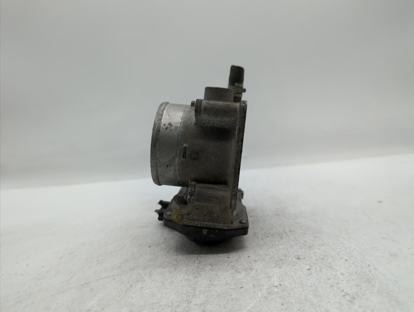 2013-2019 Nissan Sentra Throttle Body P/N:3RA60-01 C 3RA60-01 E, 3RA60-01 D Fits Fits 2013 2014 2015 2016 2017 2018 2019 OEM
