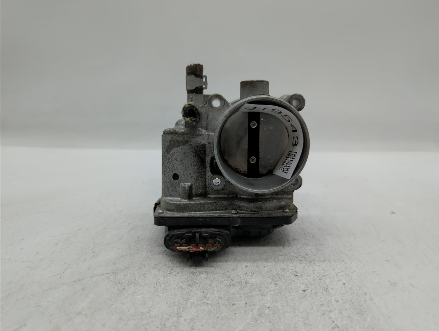 2013-2019 Nissan Sentra Throttle Body P/N:3RA60-01 C 3RA60-01 E, 3RA60-01 D Fits Fits 2013 2014 2015 2016 2017 2018 2019 OEM