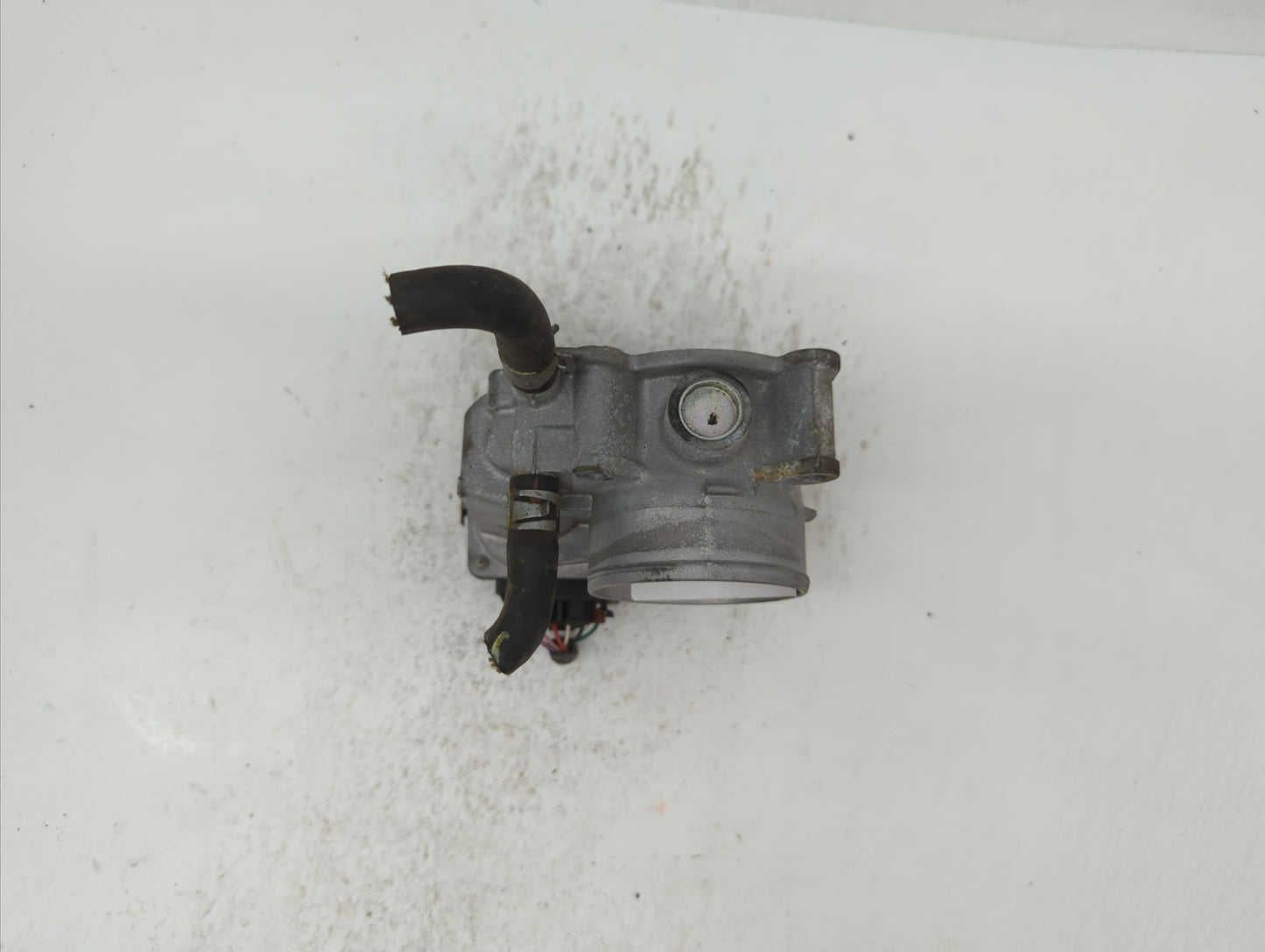 2013-2019 Nissan Sentra Throttle Body P/N:3RA60-01 C 3RA60-01 E, 3RA60-01 D Fits Fits 2013 2014 2015 2016 2017 2018 2019 OEM