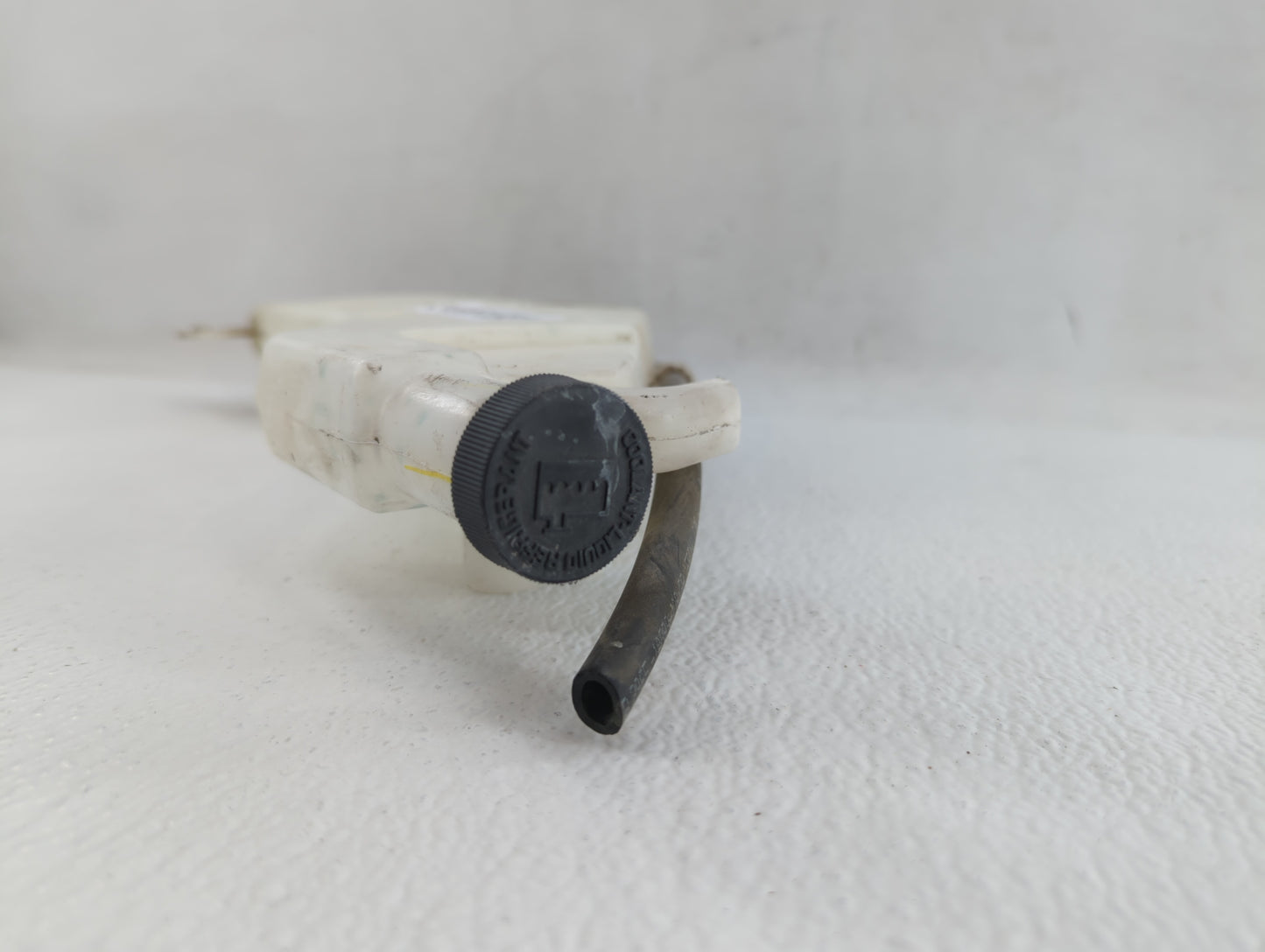 2015 Nissan Sentra Air Cleaner Intake Duct Hose Tube - Oemusedautoparts1.com