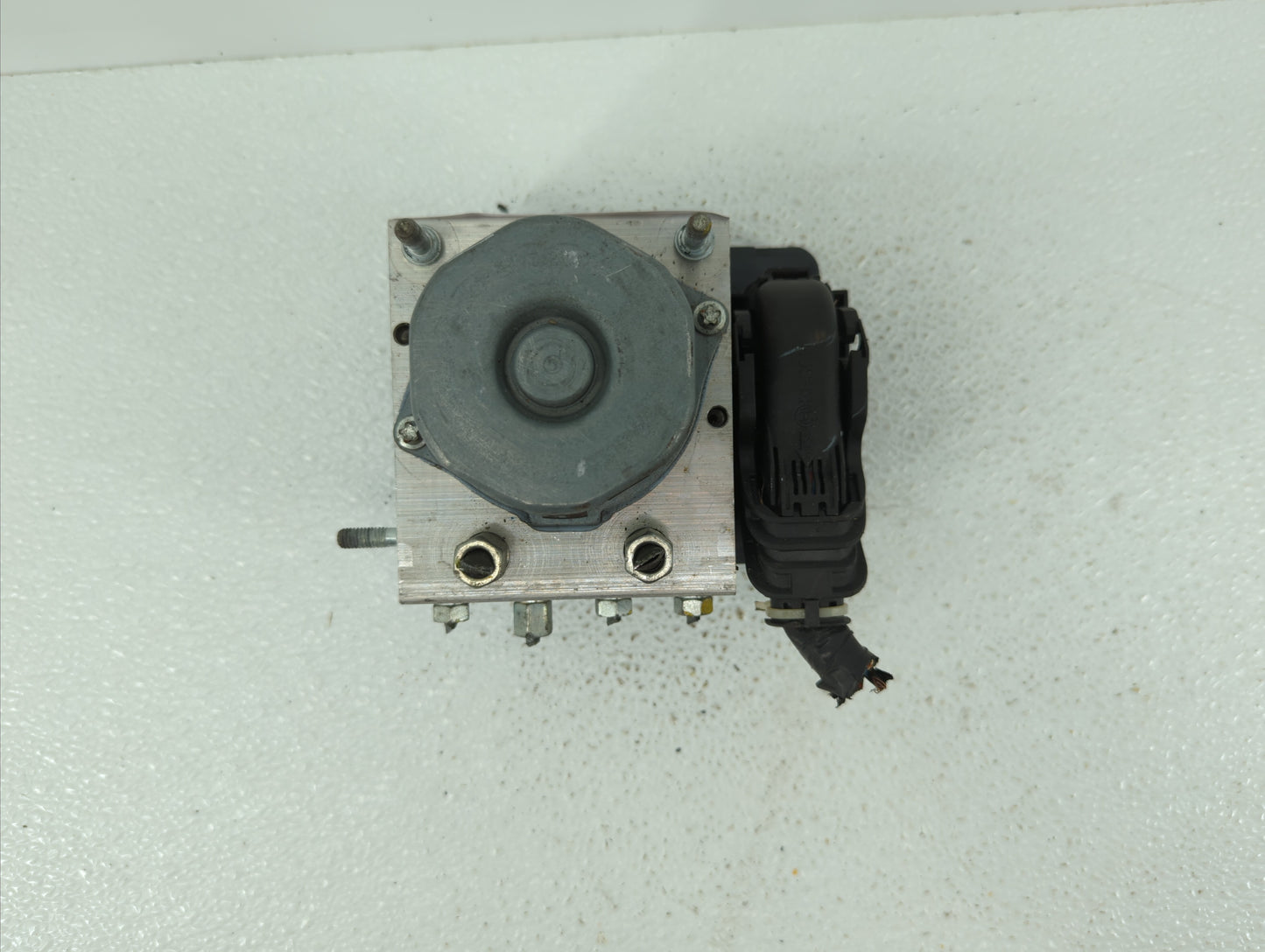2015 Nissan Sentra ABS Pump Control Module Replacement P/N:47660 9AN2A 47660 9AN0A Fits OEM Used Auto Parts - Oemusedautopar