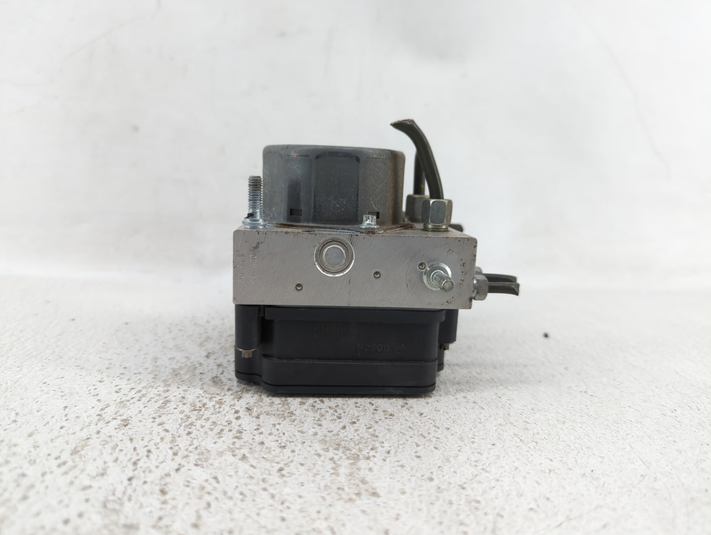 2015 Nissan Sentra ABS Pump Control Module Replacement P/N:47660 9AN2A 47660 9AN0A Fits OEM Used Auto Parts - Oemusedautopar