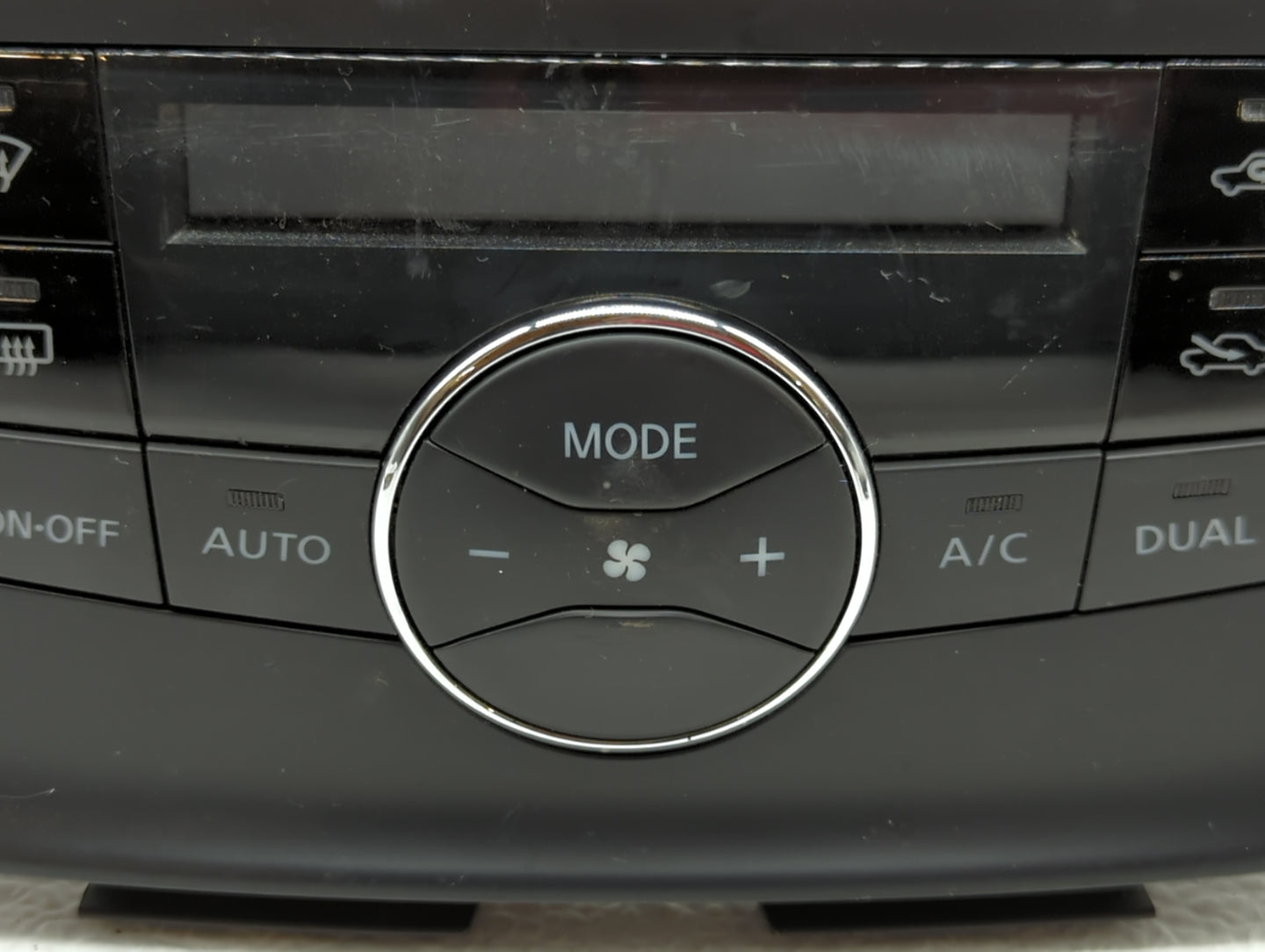 2015-2019 Nissan Sentra Climate Control Module Temperature AC/Heater Replacement P/N:27500 4AT4A Fits OEM Used Auto Parts - 