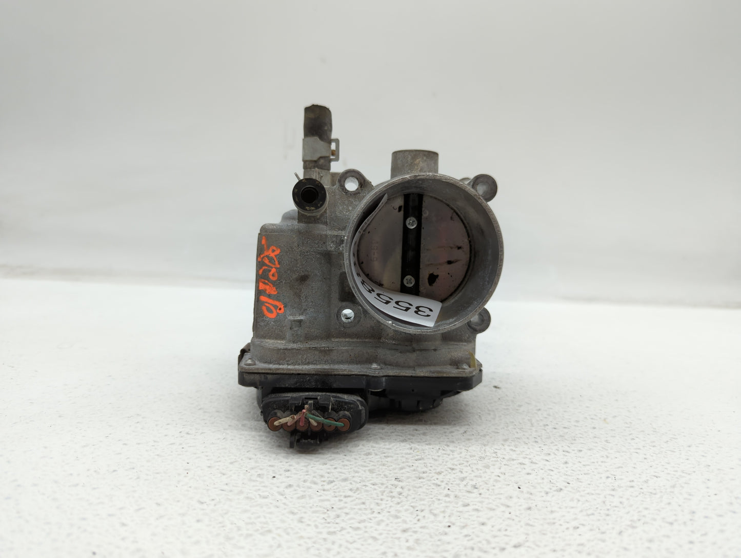 2013-2019 Nissan Sentra Throttle Body P/N:3RA60-01 C 3RA60-01 E, 3RA60-01 D Fits Fits 2013 2014 2015 2016 2017 2018 2019 OEM