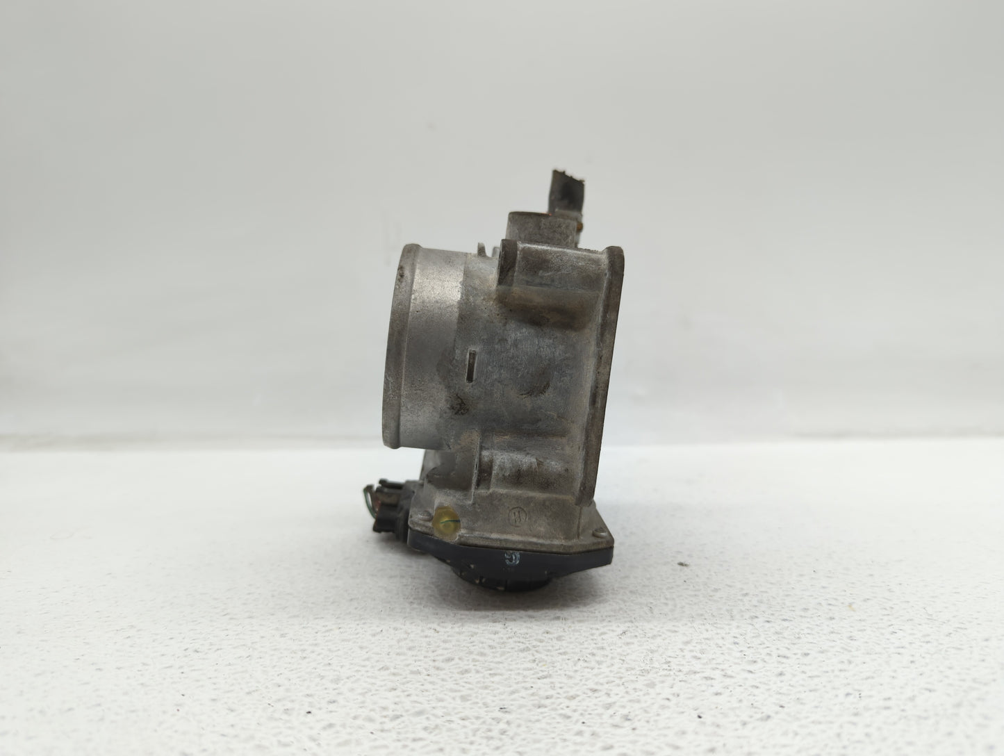 2013-2019 Nissan Sentra Throttle Body P/N:3RA60-01 C 3RA60-01 E, 3RA60-01 D Fits Fits 2013 2014 2015 2016 2017 2018 2019 OEM