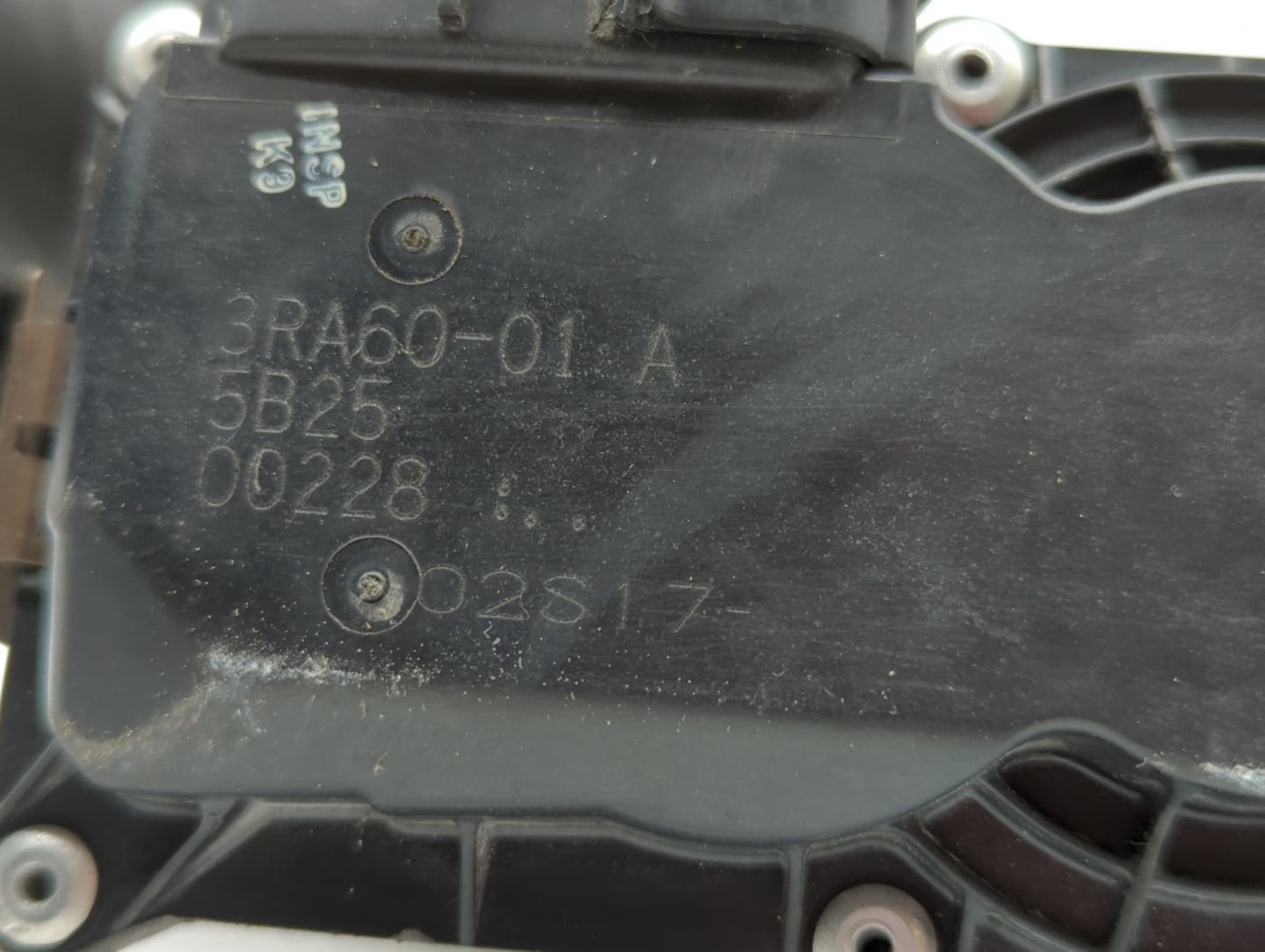 2013-2019 Nissan Sentra Throttle Body P/N:3RA60-01 C 3RA60-01 E, 3RA60-01 D Fits Fits 2013 2014 2015 2016 2017 2018 2019 OEM