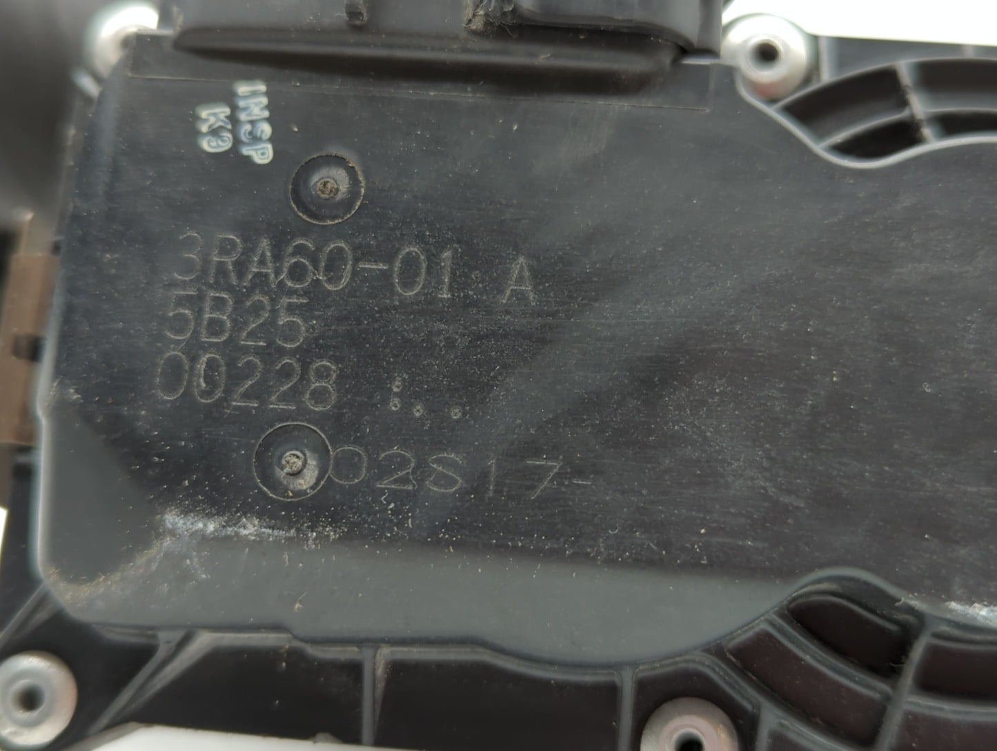 2013-2019 Nissan Sentra Throttle Body P/N:3RA60-01 C 3RA60-01 E, 3RA60-01 D Fits Fits 2013 2014 2015 2016 2017 2018 2019 OEM