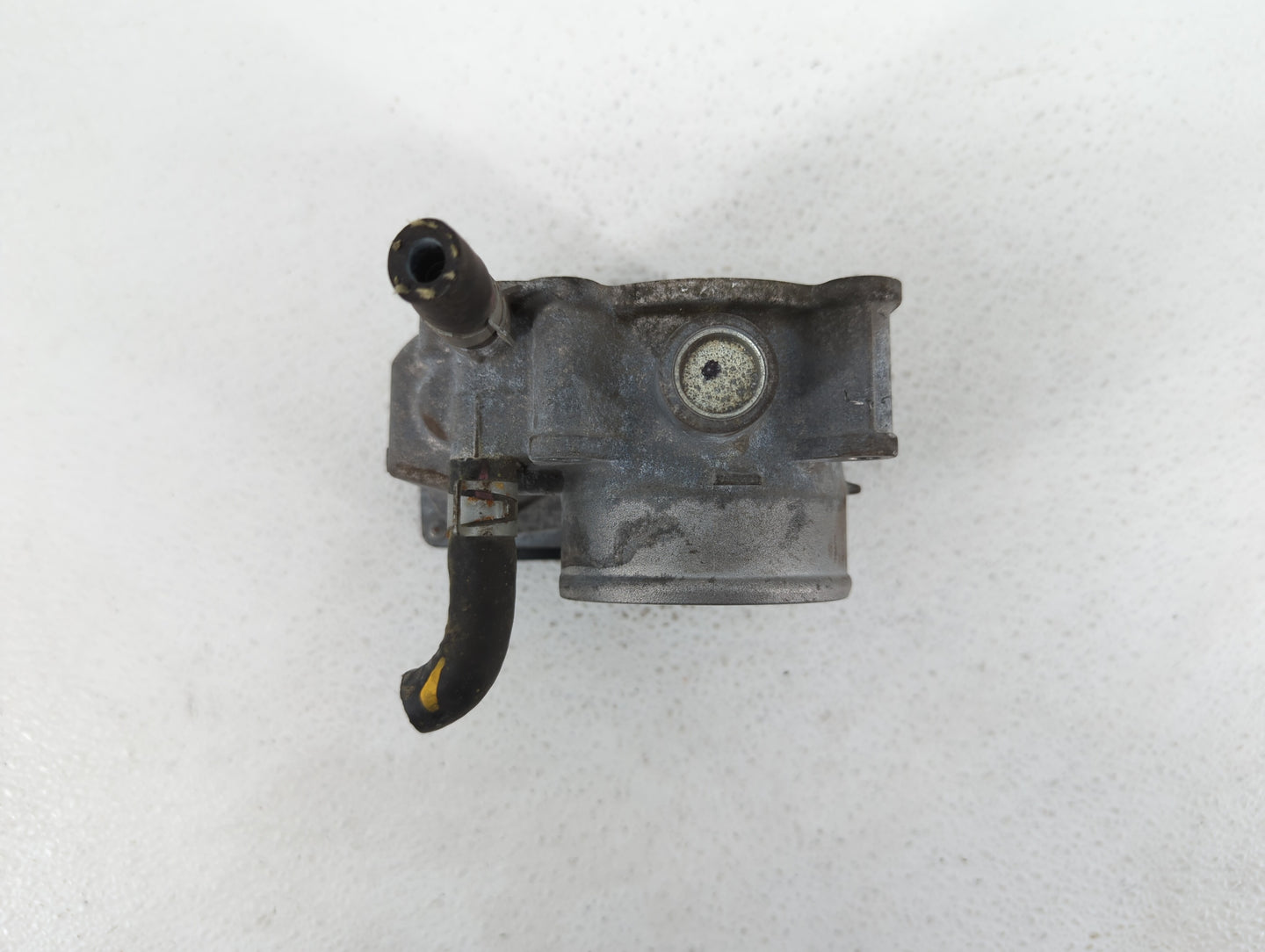 2013-2019 Nissan Sentra Throttle Body P/N:3RA60-01 C 3RA60-01 E, 3RA60-01 D Fits Fits 2013 2014 2015 2016 2017 2018 2019 OEM