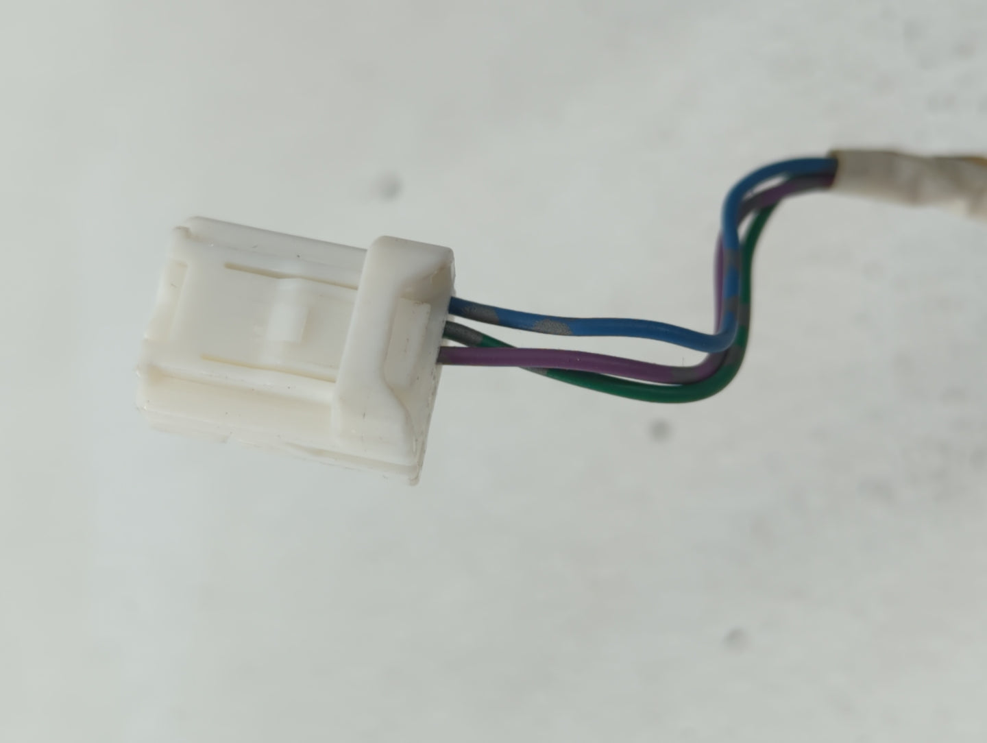 2013-2015 Nissan Sentra Driver Side View Mirror - Left Door Mirror OEM Used - Oemusedautoparts1.com