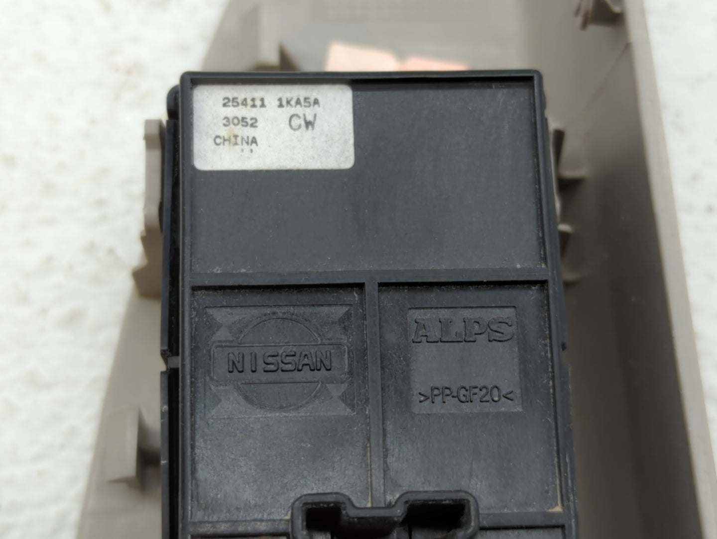 2015 Nissan Sentra Passenger Right Rear Power Window Switch 80960 3sg0a - Oemusedautoparts1.com