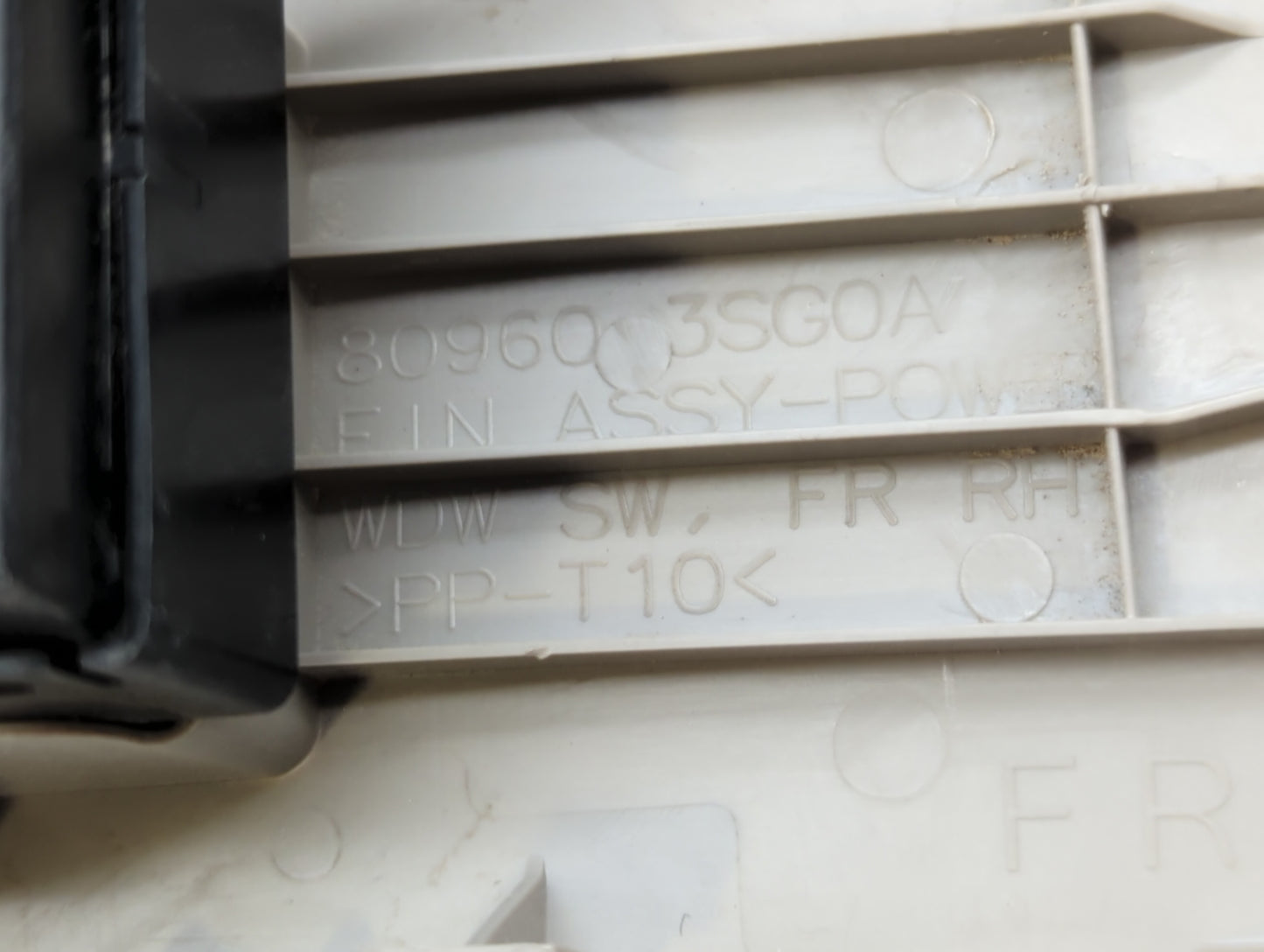2015 Nissan Sentra Passenger Right Rear Power Window Switch 80960 3sg0a - Oemusedautoparts1.com