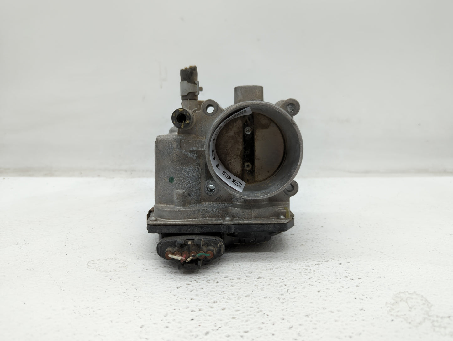 2013-2019 Nissan Sentra Throttle Body P/N:3RA60-01 C 3RA60-01 E, 3RA60-01 D Fits Fits 2013 2014 2015 2016 2017 2018 2019 OEM