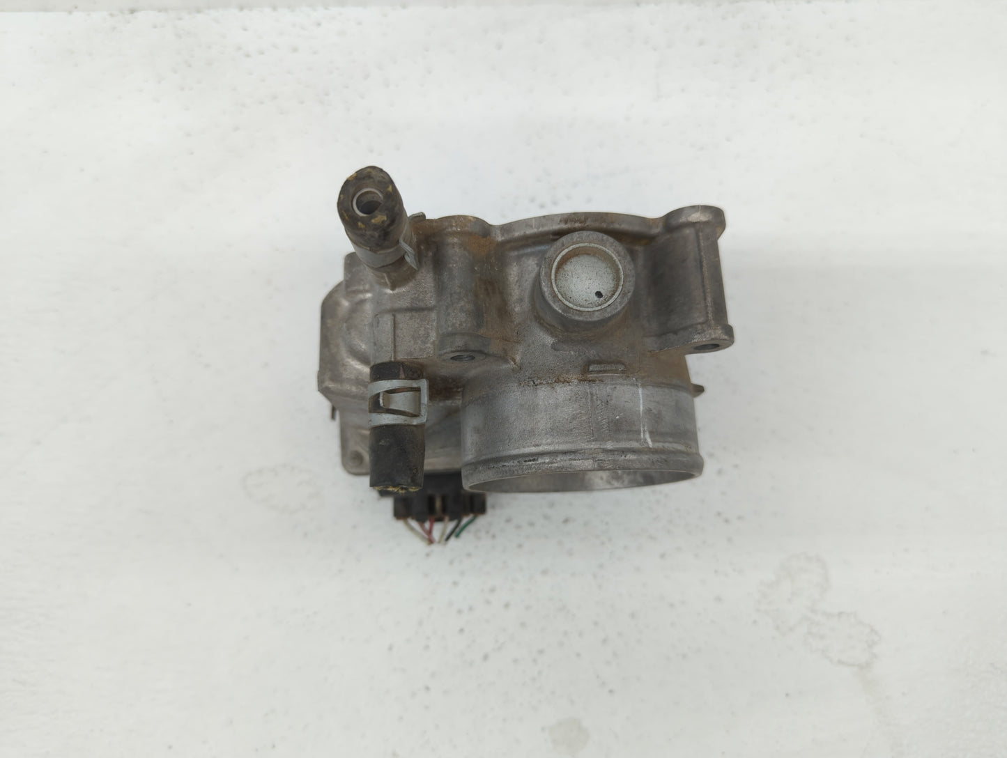 2013-2019 Nissan Sentra Throttle Body P/N:3RA60-01 C 3RA60-01 E, 3RA60-01 D Fits Fits 2013 2014 2015 2016 2017 2018 2019 OEM