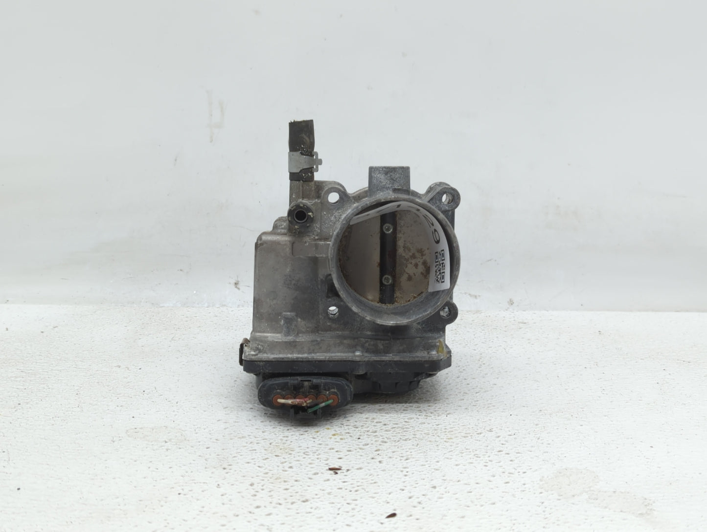 2013-2019 Nissan Sentra Throttle Body P/N:3RA60-01 C 3RA60-01 E, 3RA60-01 D Fits Fits 2013 2014 2015 2016 2017 2018 2019 OEM