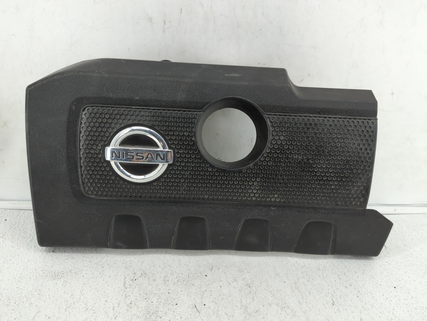 2015 Nissan Sentra Engine Cover - Oemusedautoparts1.com