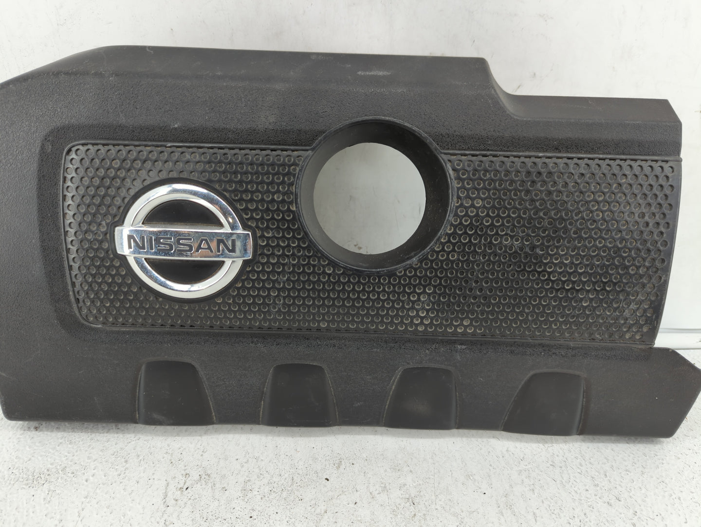 2015 Nissan Sentra Engine Cover - Oemusedautoparts1.com