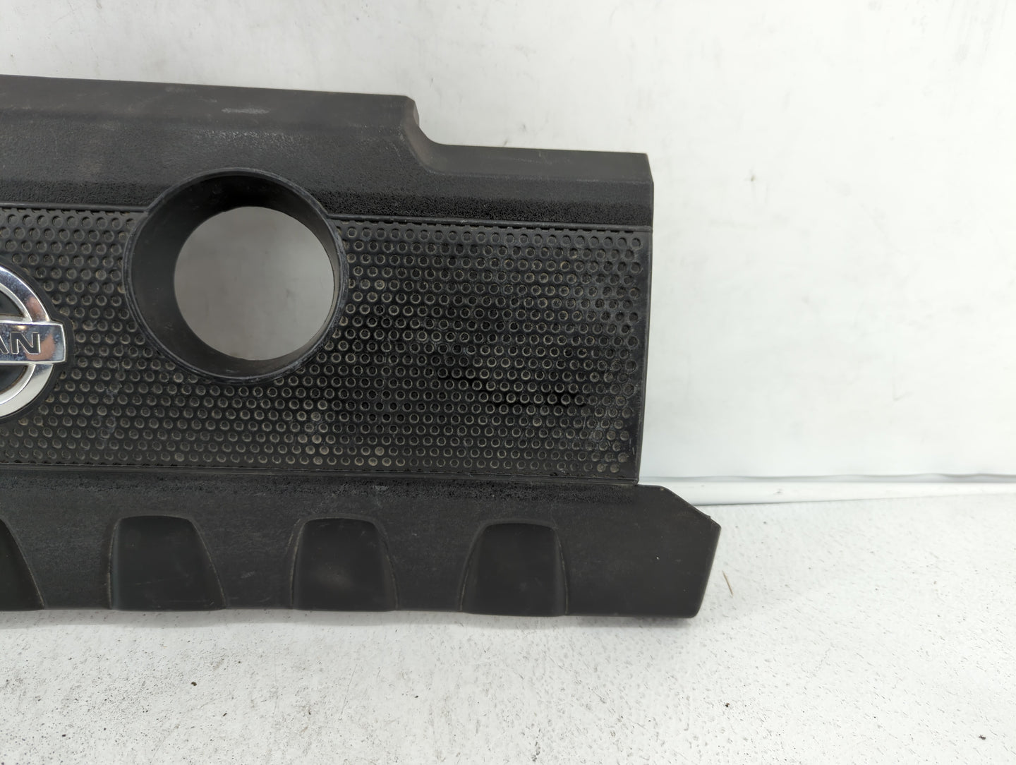 2015 Nissan Sentra Engine Cover - Oemusedautoparts1.com