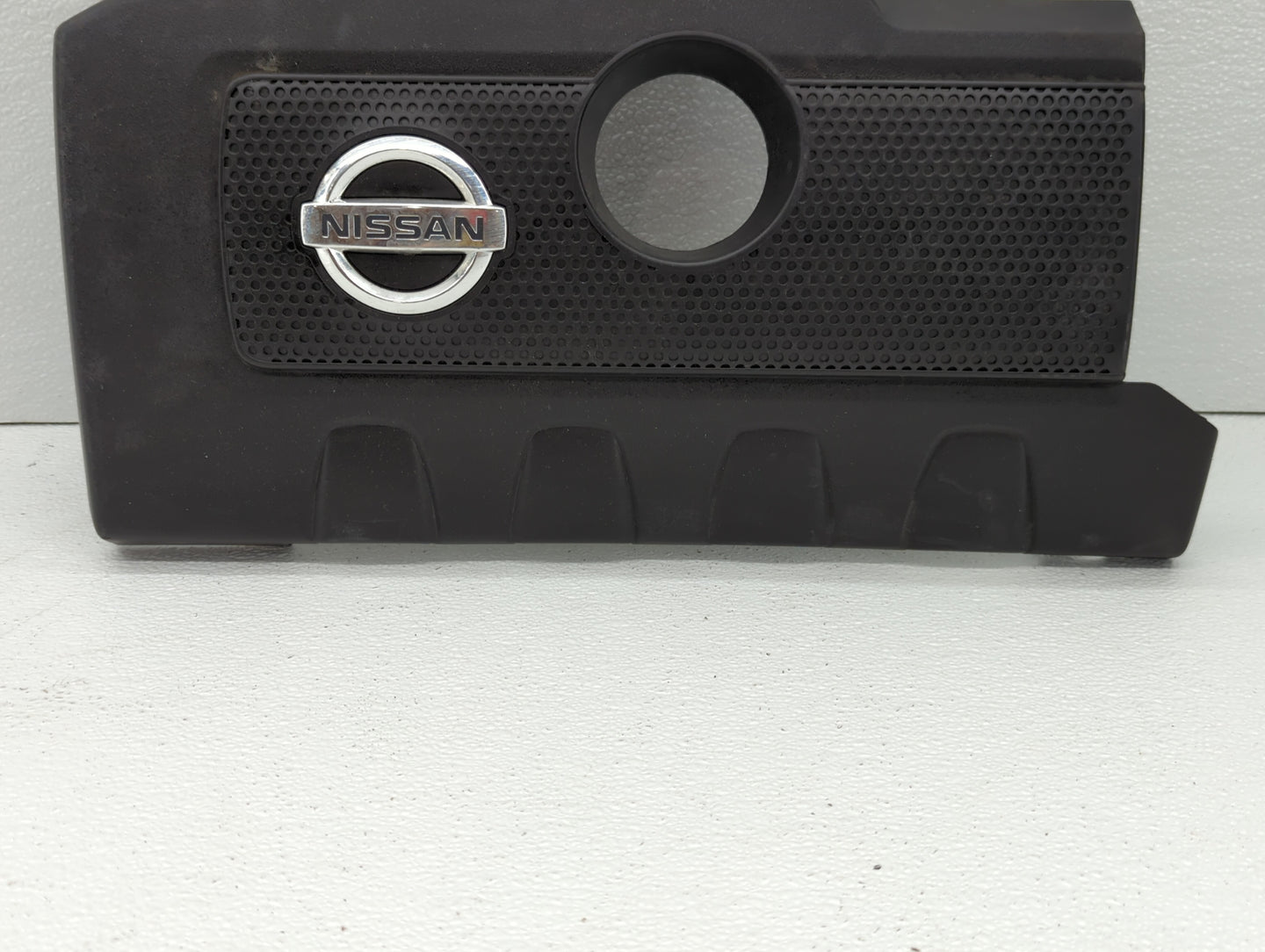 2015 Nissan Sentra Engine Cover - Oemusedautoparts1.com