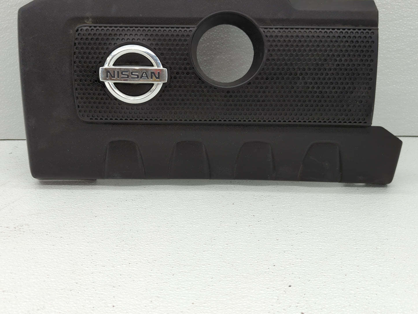 2015 Nissan Sentra Engine Cover - Oemusedautoparts1.com