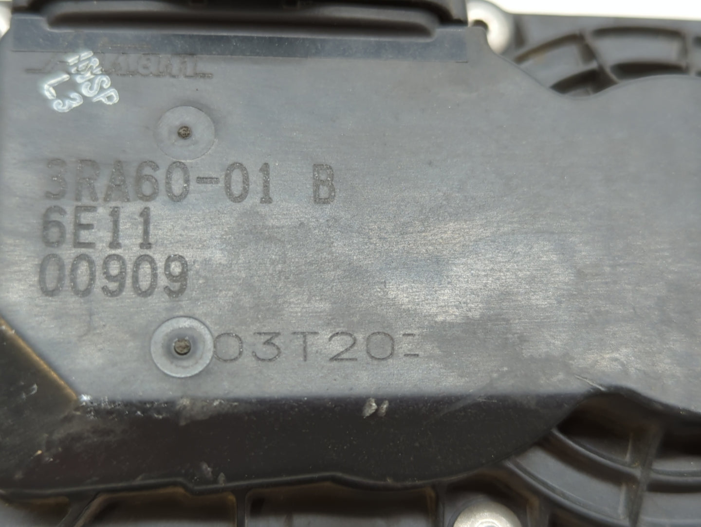 2013-2019 Nissan Sentra Throttle Body P/N:3RA60-01 C 3RA60-01 E, 3RA60-01 D Fits Fits 2013 2014 2015 2016 2017 2018 2019 OEM