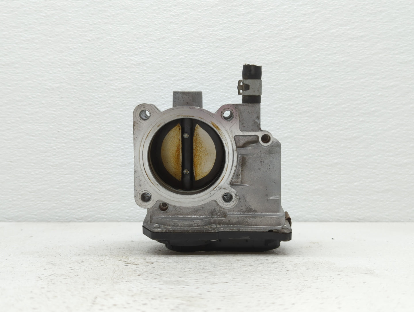 2013-2019 Nissan Sentra Throttle Body P/N:3RA60-01 C 3RA60-01 E, 3RA60-01 D Fits Fits 2013 2014 2015 2016 2017 2018 2019 OEM
